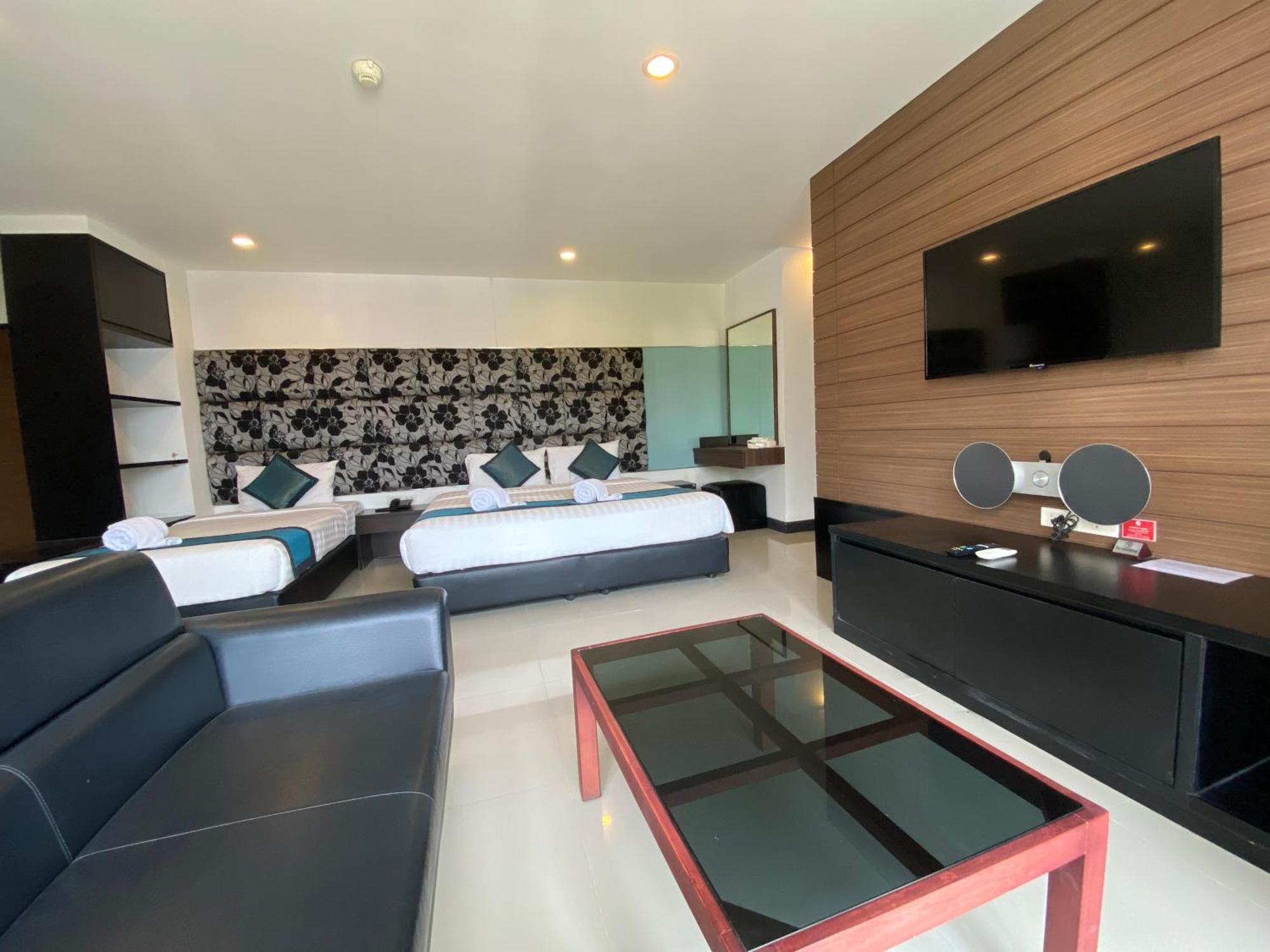 Le Vernissage By Goad Avadhess Hospitality Pattaya Exterior foto